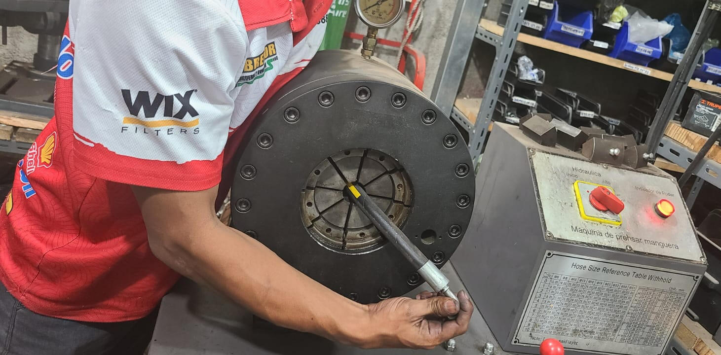 Fabricacion de mangueras Hidraulicas
